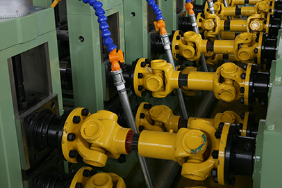 What are the Correct Operating Procedures for Cold Roll Forming Machines?